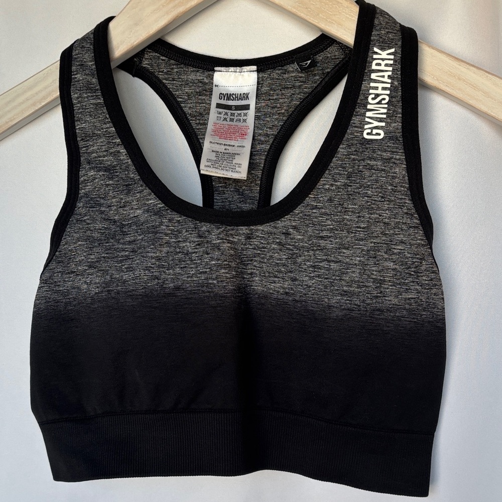 Gymshark Women’s Black & Gray Gradient Padded Sports Bra, Size Small